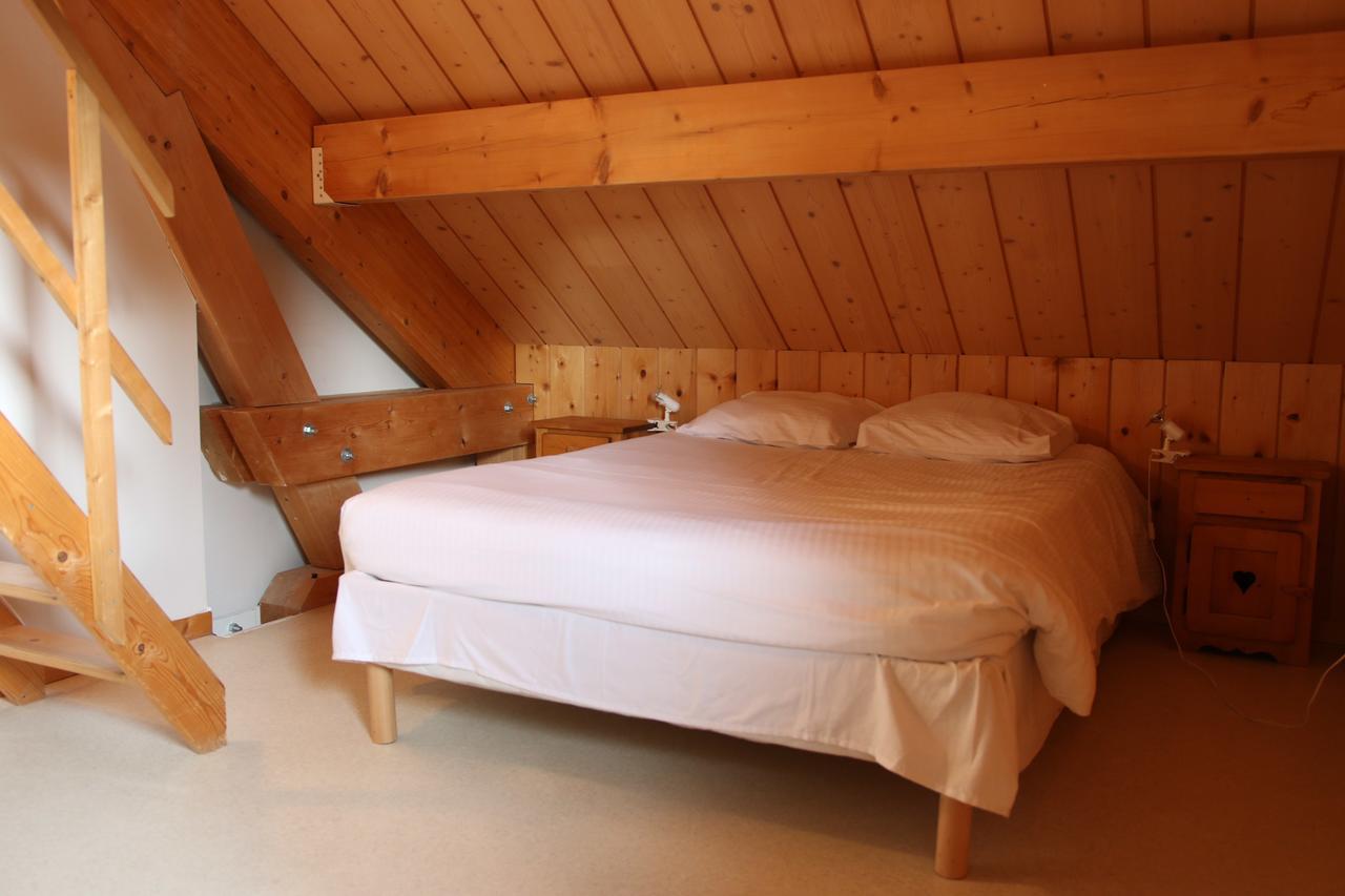 Отель La Maison Des Inuits Septmoncel-Les-Molunes Экстерьер фото