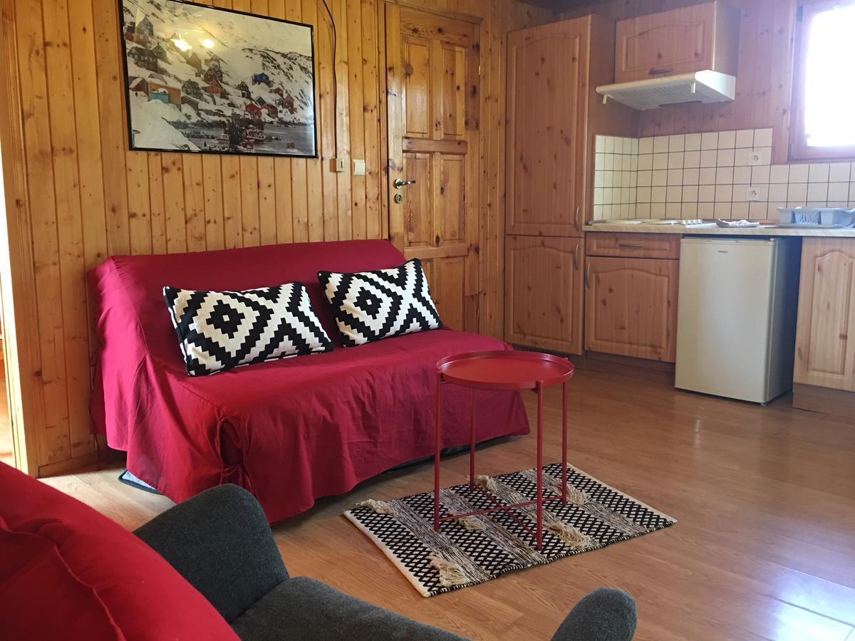 Отель La Maison Des Inuits Septmoncel-Les-Molunes Экстерьер фото